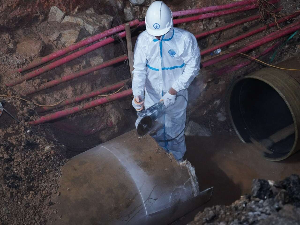 MUSKİ’den Bodrum’da Gece Mesaisi: İçme Suyu Hattı Arızası 9 Saatlik Çalışmayla Giderildi 4